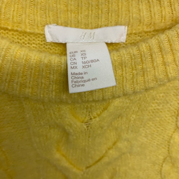H&M Cable Knit sweater - Picture 3 of 3